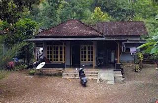 Rumah Tri Kasun Bondalem Hadiwarno