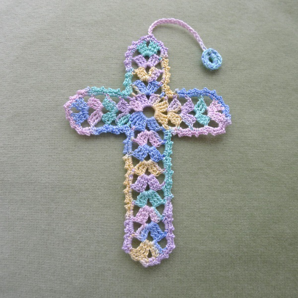 miss-julia-s-patterns-free-patterns-10-religious-crosses-to-crochet