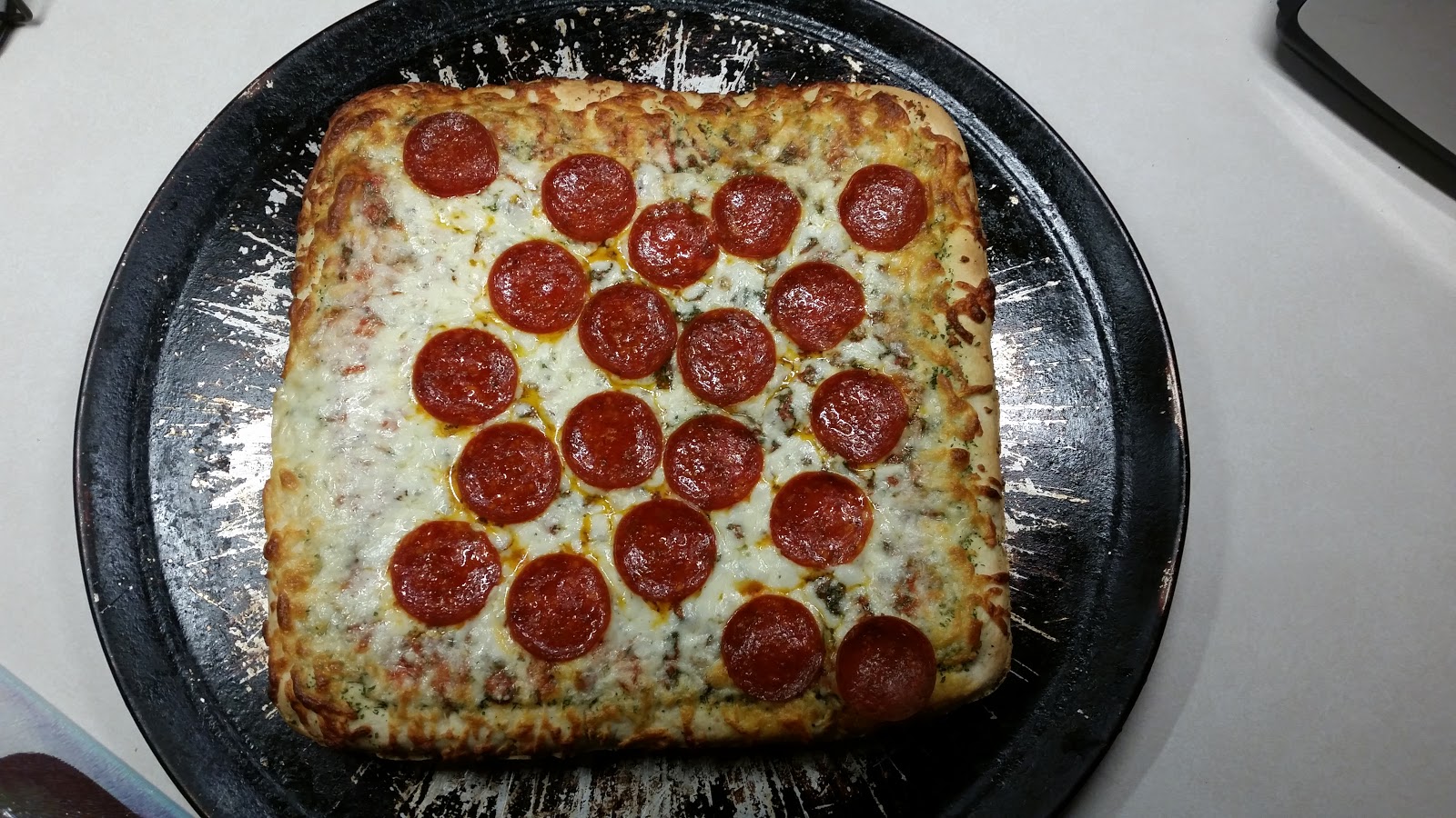 Pizza Geezer Review DiGiorno Garlic Bread Pizza