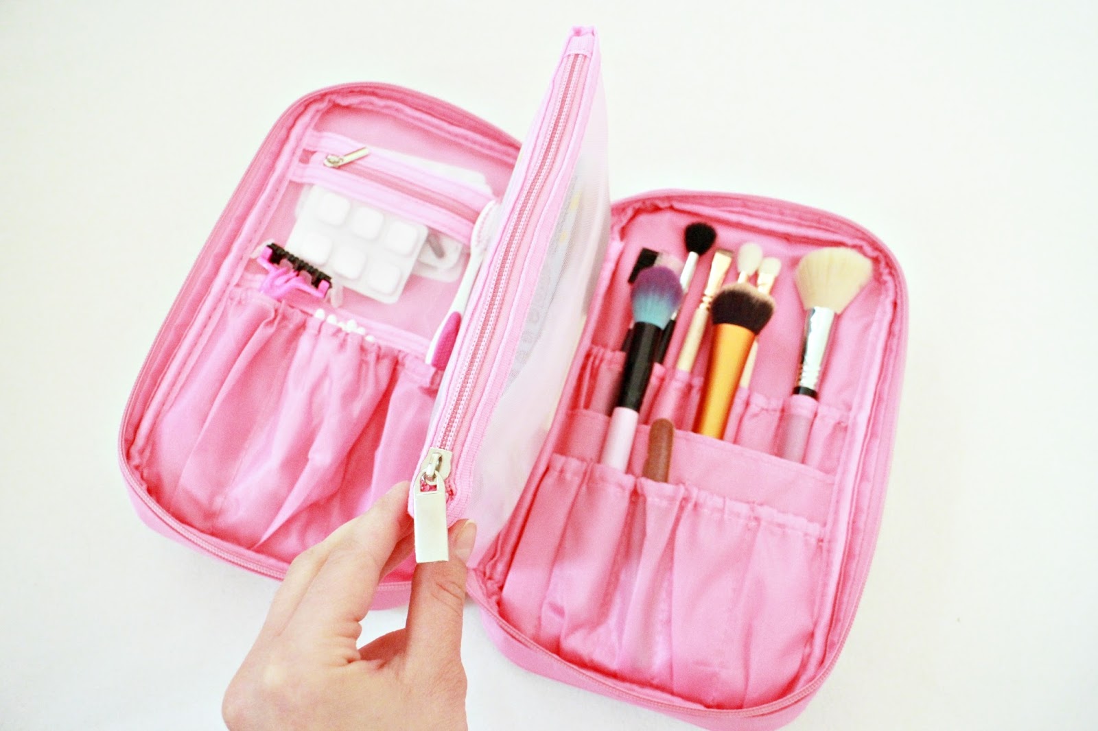 What’s In My Hand Luggage?