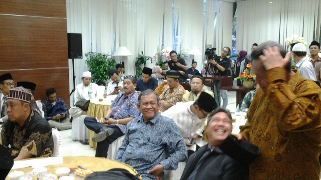 Kemenag: 1 Syawal 1437 H Jatuh Pada Hari Rabu 6 Juli 2016 Kemenag: 1 Syawal 1437 H Jatuh Pada Hari Rabu 6 Juli 2016