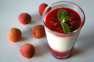 lychee, coconut milk and cherry smoothie, 