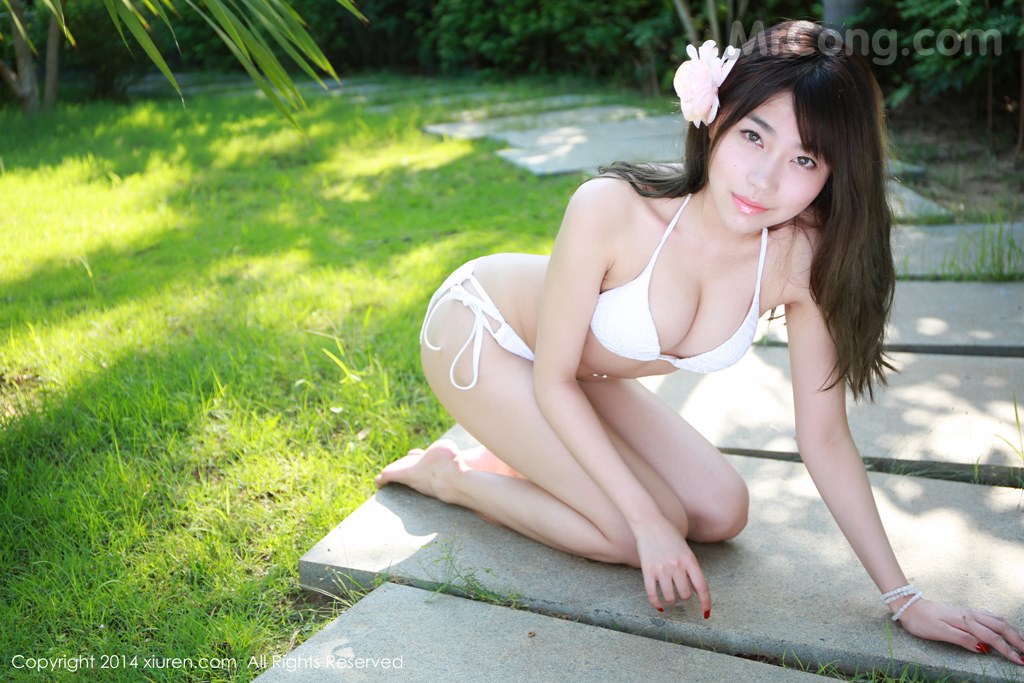 XIUREN No.158: Model Sabrina (许诺) (65 photos)