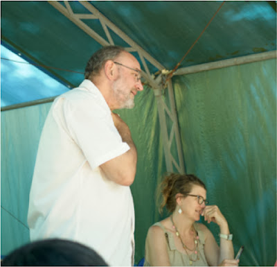 Consol Artes Paroles Et Musique Avec Pat Berning A cellphone that allows the user to launch fireballs from its mouth. consol artes blogger