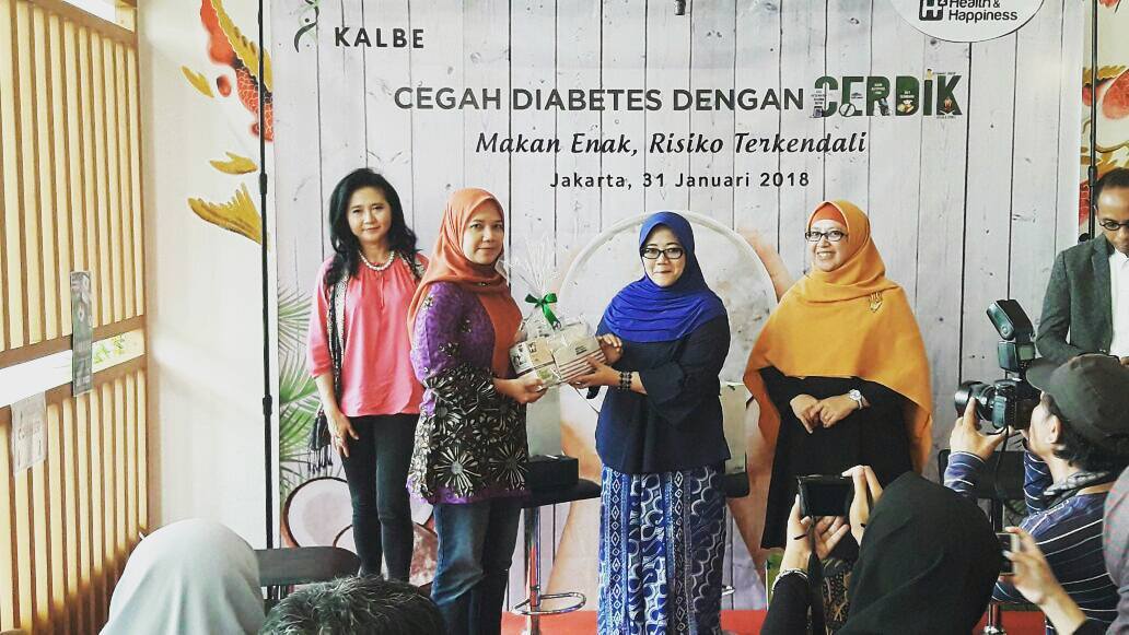 Cara Mengatasi Penyakit Diabetes dengan H2 Tepung Kelapa dari Kalbe Farma