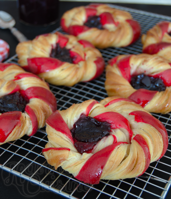 La Brioche Feuilletee Bicolore Fourree