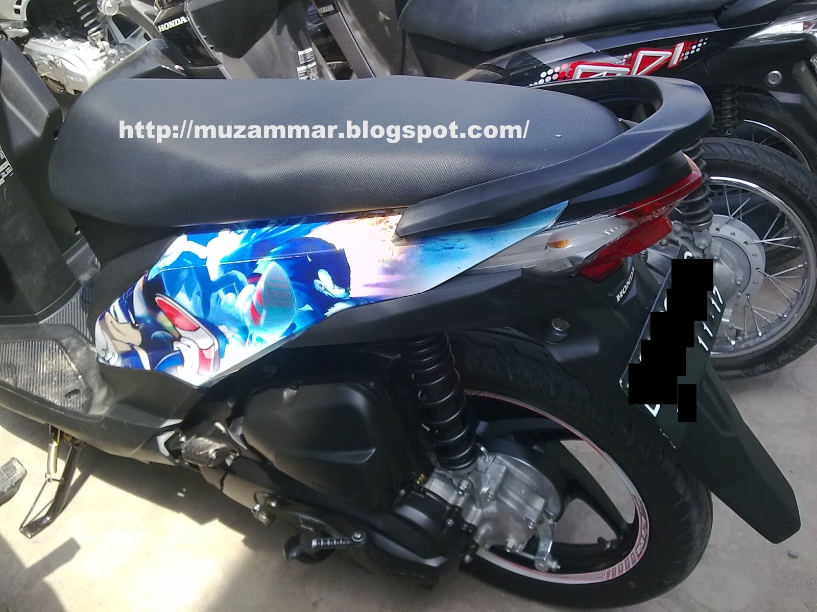 60 Gambar Modifikasi Stiker Motor Beat Terlengkap Sempoel Motor