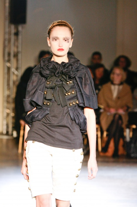 コレクション:2009 S/S tao COMME des GARCONS|コムデギャルソン店舗 ...