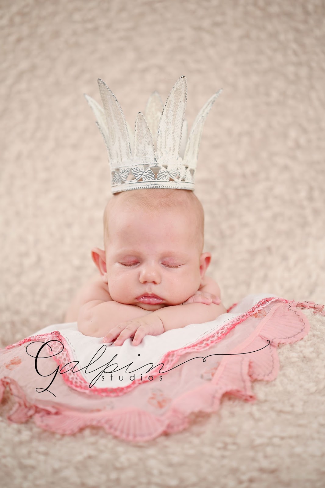 Galpin Studios Studio Baby Posing Prop Giveaway