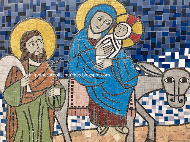LOOK: The Beautiful Mosaic Arts of Holy Family Parish in Makati City LOOK: The Beautiful Mosaic Arts of Holy Family Parish in Makati City