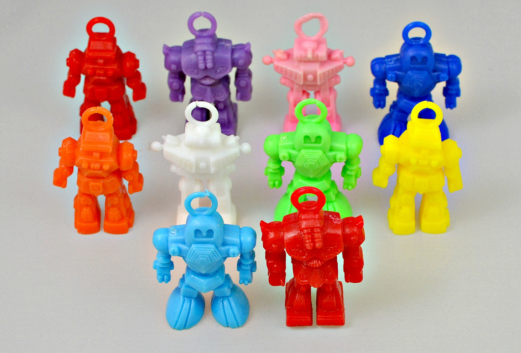little plastic figures