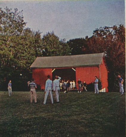 The Peak Of Chic A Good Old Fashioned Barn Dance