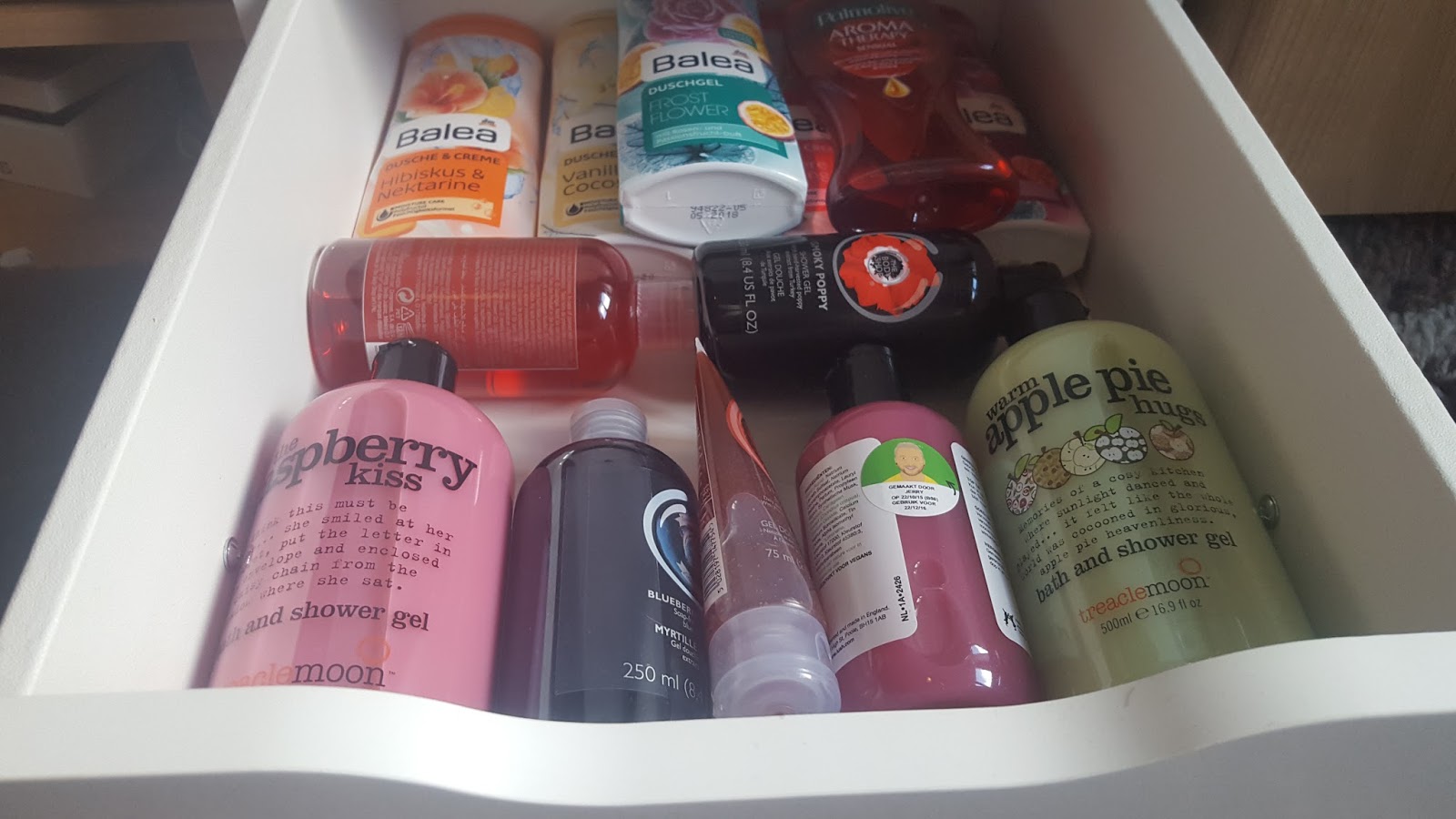 Jorinda Nicola Lifestyle Ikea Alex kast inrichten