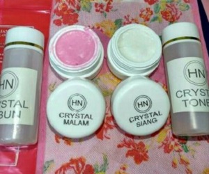 harga-cream-hn-crystal-asli-terbaru https://moronaek.blogspot.co.id/