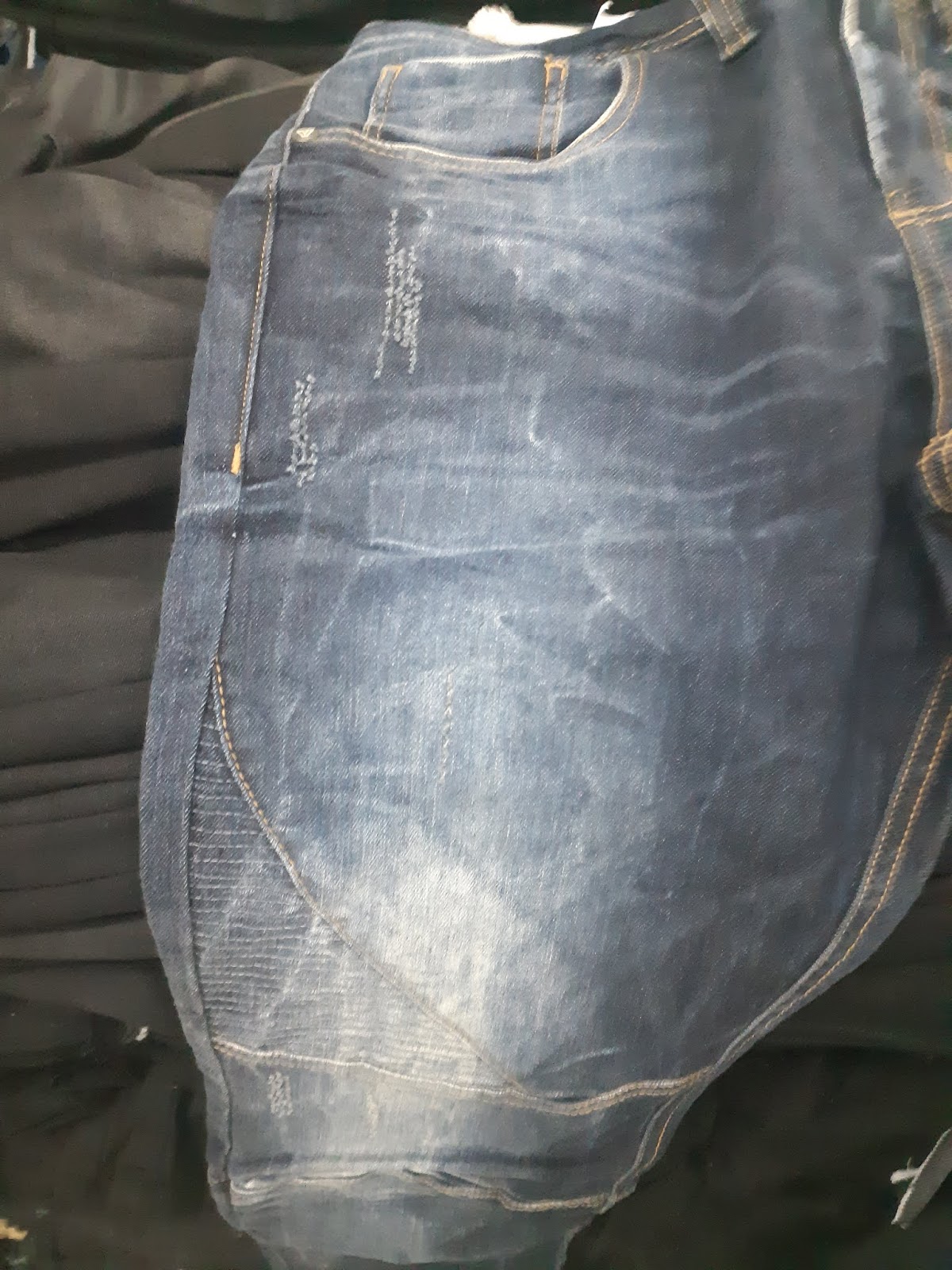 Carlos *Smee* Schimidt Blog sobre laser para jeans (About laser for jeans)