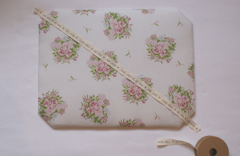 Girl Inspired DIY Shabby Chic French Memo Board