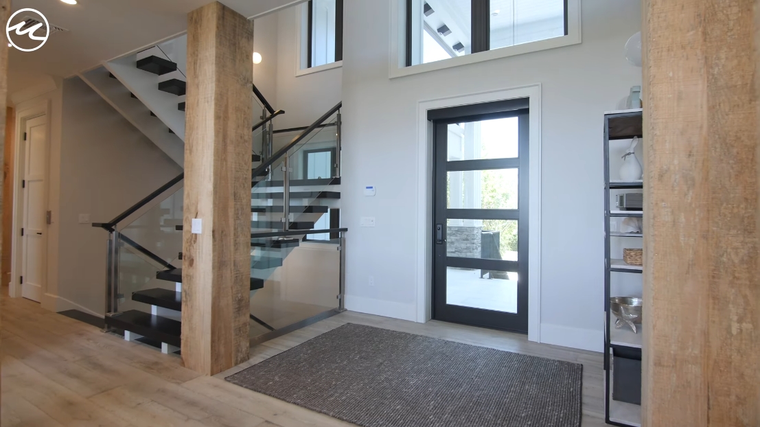 34 Interior Design Photos vs. Sanibel Island, FL Luxury Beachfront Mansion Tour