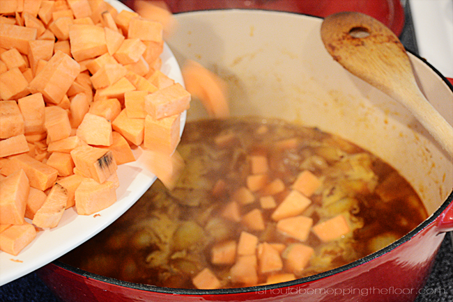 Sweet Potato Chili Recipe | Only 8 points per generous 1 1/2 cup serving