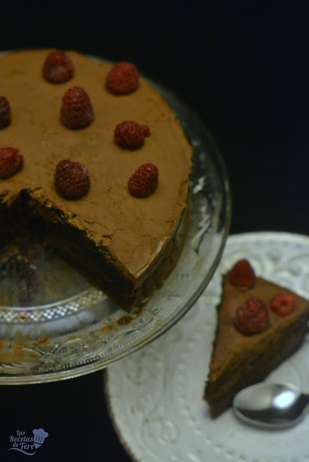 Tarta ràpida de chocolate con frosting de chocolate y queso tererecetas 04