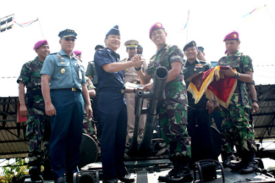 Atase Kedubes Kerajaan Thailand Peroleh Brevet Kavaleri Marinir