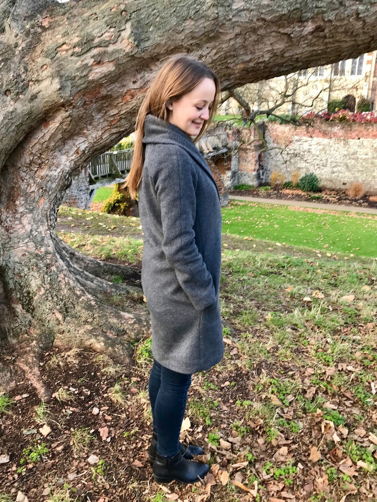 Diary of a Chain Stitcher : Charcoal Cashmere Blend Oslo Coat
