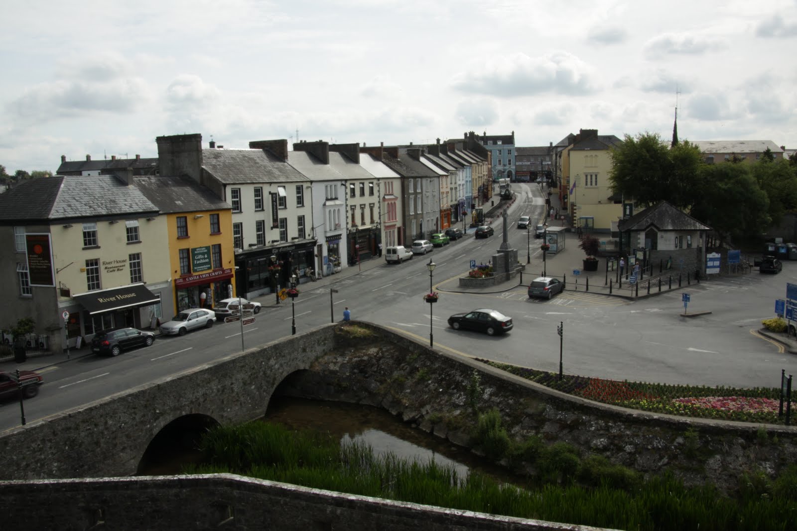Peach and Thistle: Ireland! Cahir Castle