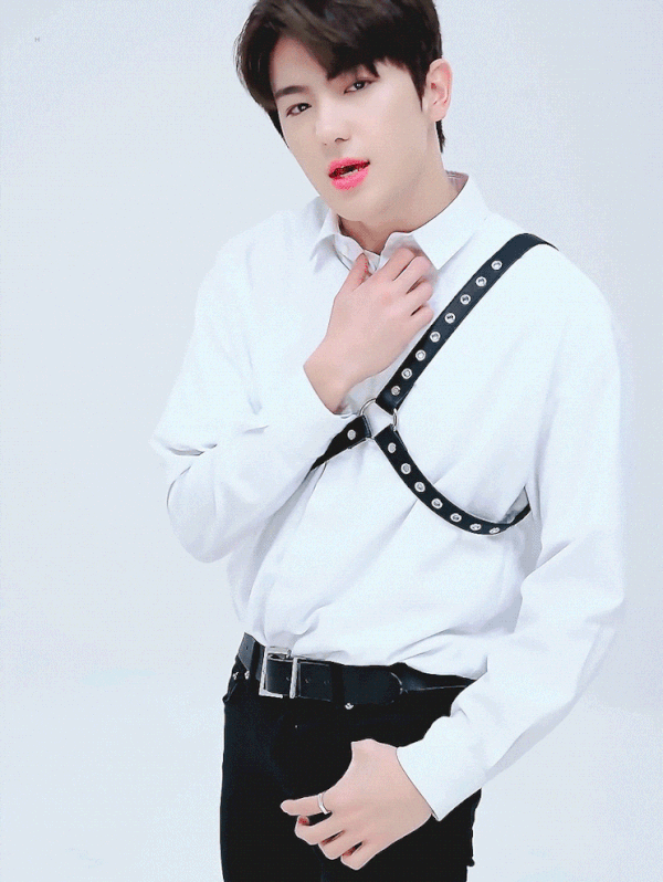 어제자 청량 컨셉에서 온도차 보여준 더보이즈 | 인스티즈