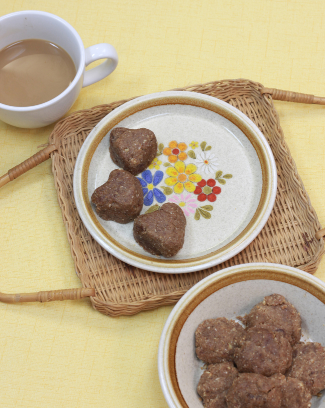 Raw Vegan HeartHealthy Oatmeal Cookies Three Ingredients, NoBake Treats