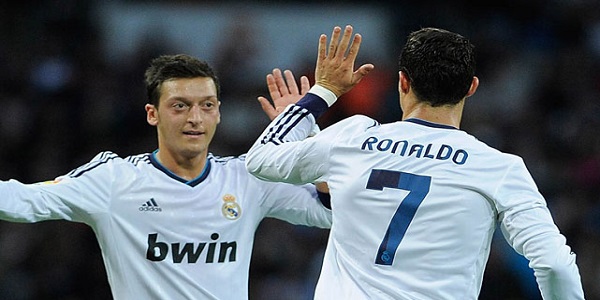 Ozil: Cristiano Ronaldo Sudah Hafal Surat Al-Fatihah - Top Berita Unik
