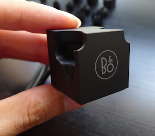 B&O BeoPlay H5 - Charging Cube