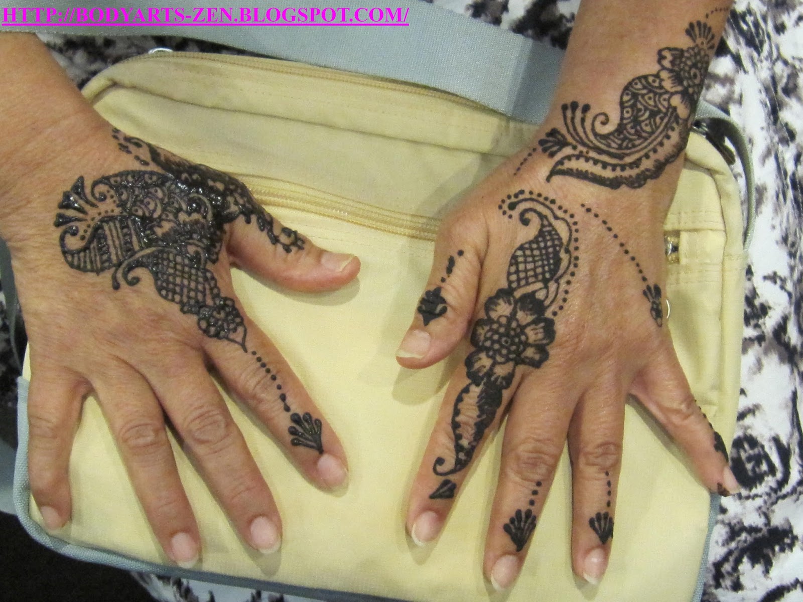 FACE PAINTING KL BODY ART HENNA TATTOO Face Hand Painting FACE PAINTING KL BODY ART HENNA TATTOO Face Hand Painting