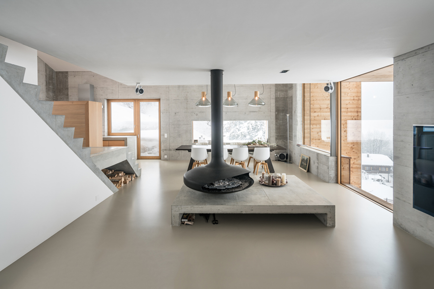 Atelier Koller: VISO 04-2017 – THEMA / THÈME – Chalet Anzère/CH Atelier Koller: VISO 04-2017 – THEMA / THÈME – Chalet Anzère/CH