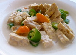 Cara memasak lodeh tempe cabai hijau yang enak Cara memasak lodeh tempe cabai hijau, resep lodeh tempe cabai hijau