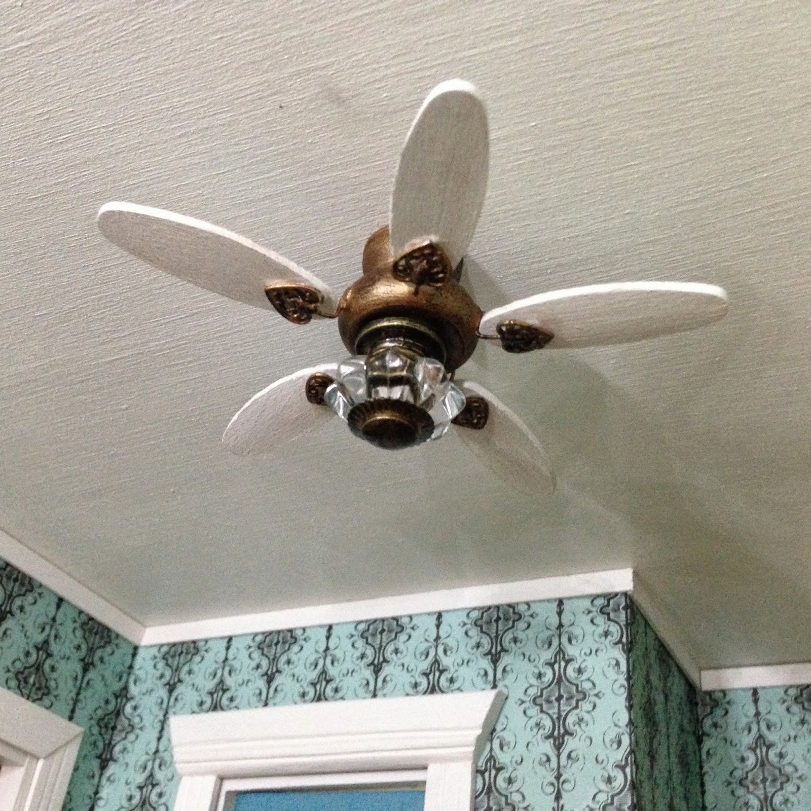 Once Upon A Doll Collection Miniature Ceiling Fan Tutorial I D Love To Hear From You If Make Your Dolls A Ceiling Fan And Have Any Questions About This Project Please Don T Hesitate Ask