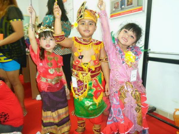 Kreasi Kostum Kebaya Fashion Show Anak Baju Adat 