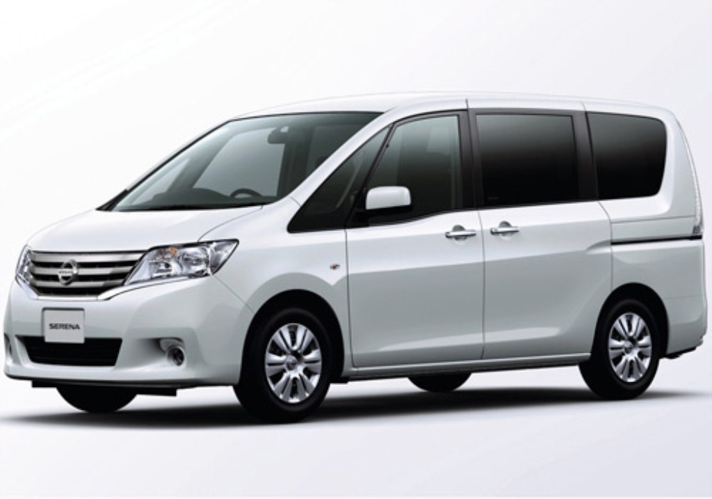Nissan serena 2013