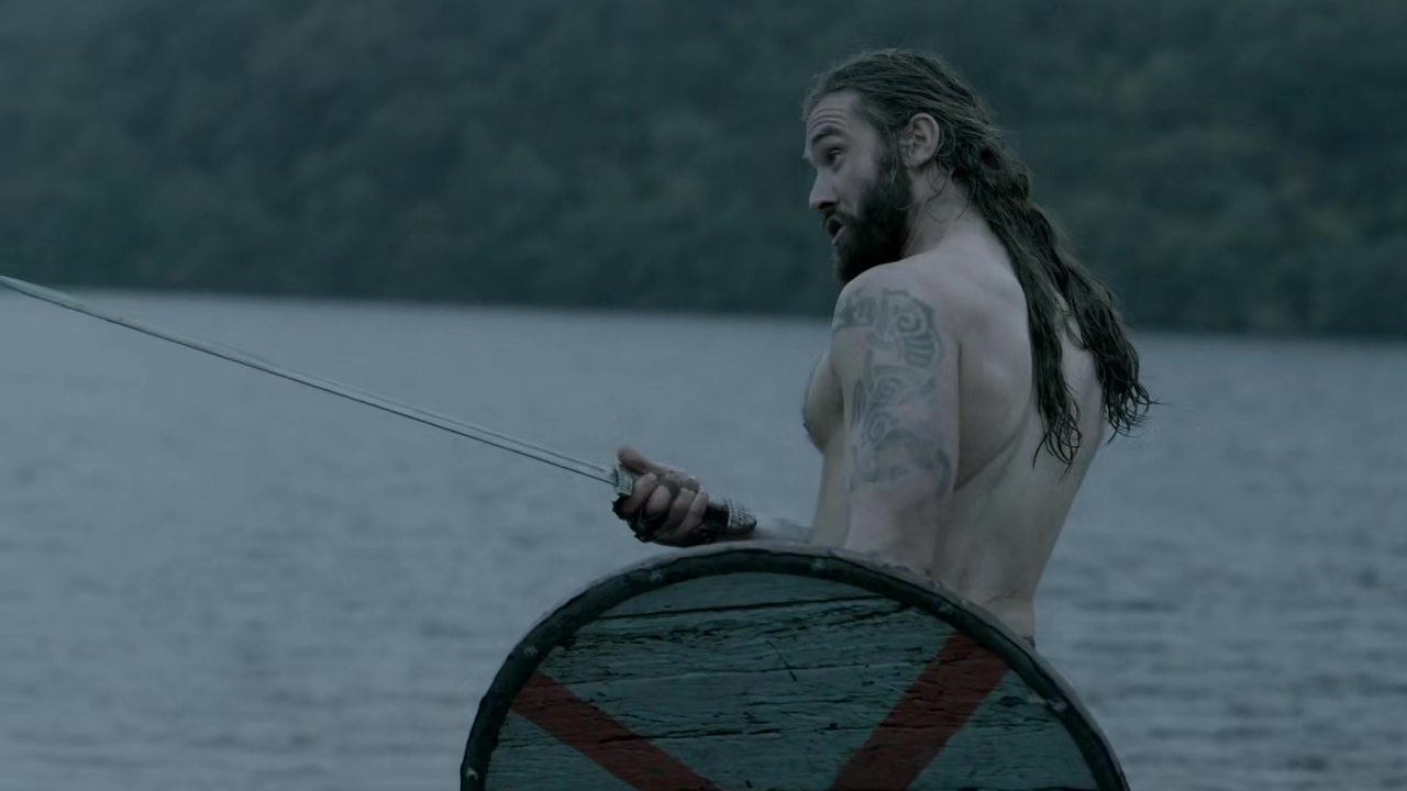 Alexander Ludwig and Clive Standen shirtless in Vikings 2-08 "Boneless...