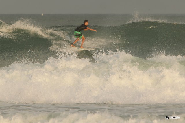 Surfing in Israel photos
