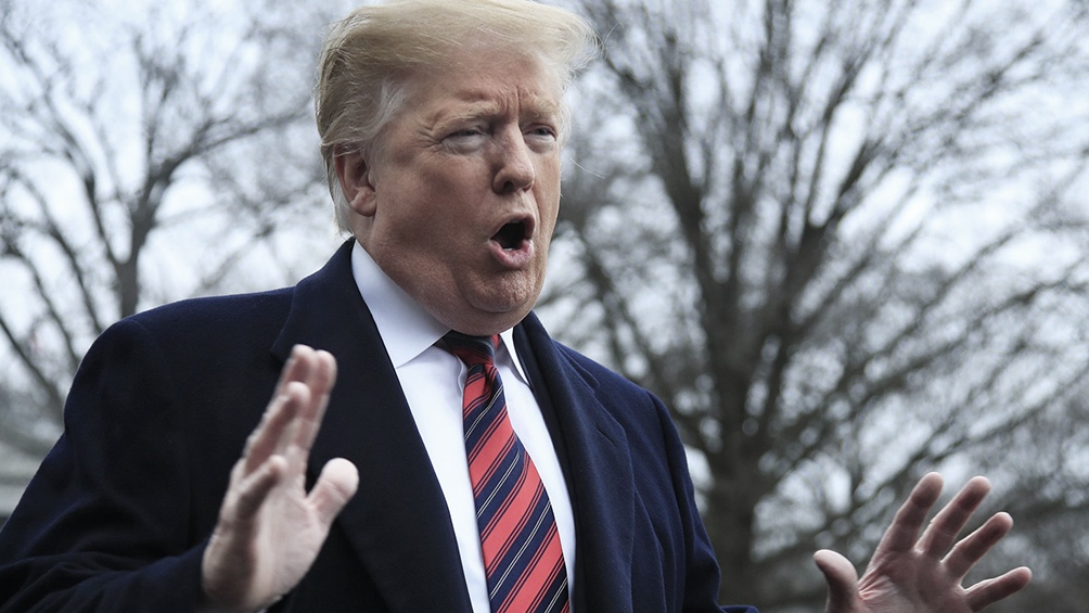 Trump anunció que suspenderá la inmigración a EEUU Trump anunció que suspenderá la inmigración a EEUU
