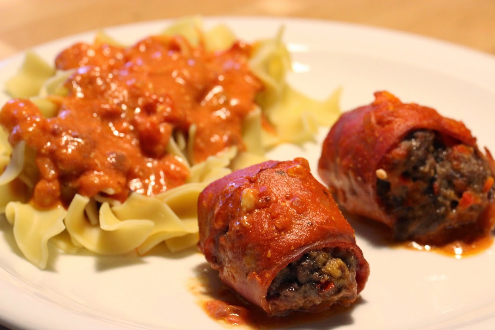 Leckereien aus der (Mini-)Küche: Mini-Hackbraten mit Bandnudeln und ...