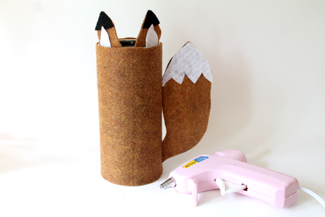 Recycle a Tin Can into a Cute Felt Fox using this craft tutorial by @punkprojects