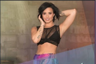 Demi Lovato Finds New Confidence in the Fashion Heeled Skechers