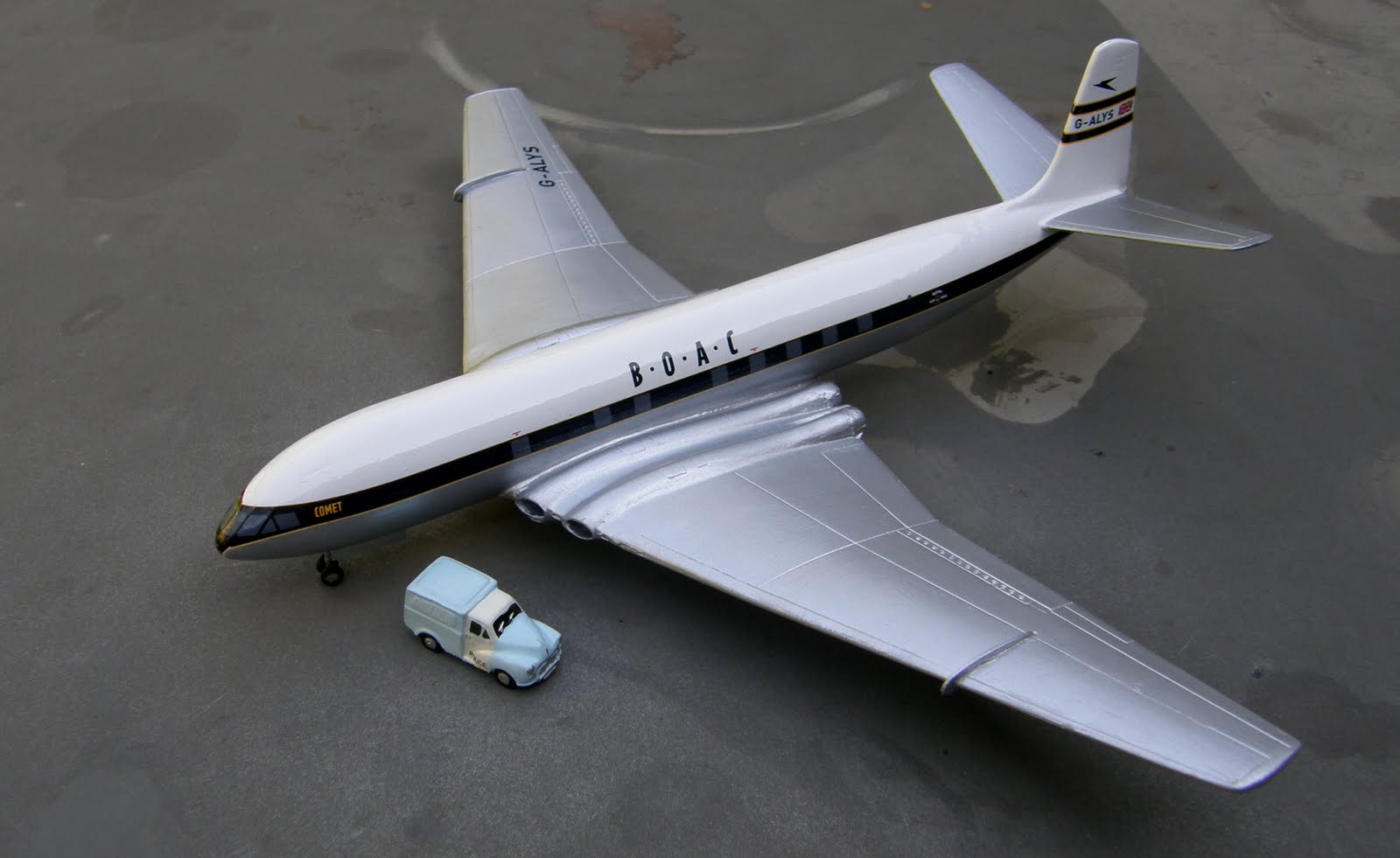 wade's scale models & modest aviation photography: B.O.A.C. De