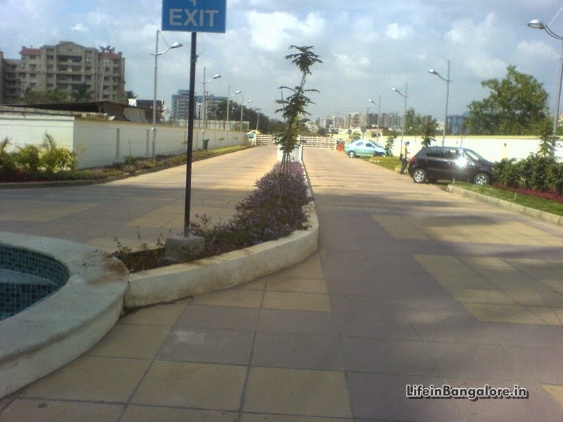 LifeinBLR Life in Bangalore Mantri Flora Apartments Sarjapur ORR