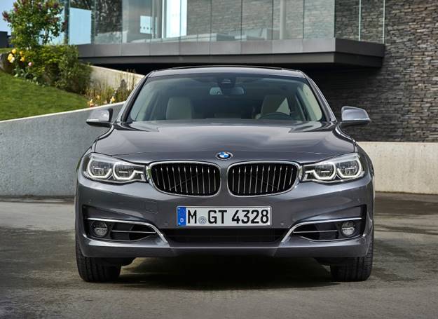 2018 BMW 3 Series GT Six-Speed Manual and Eight-Speed Steptronic Transmissions 2018 BMW 3 Series GT Six-Speed Manual and Eight-Speed Steptronic Transmissions