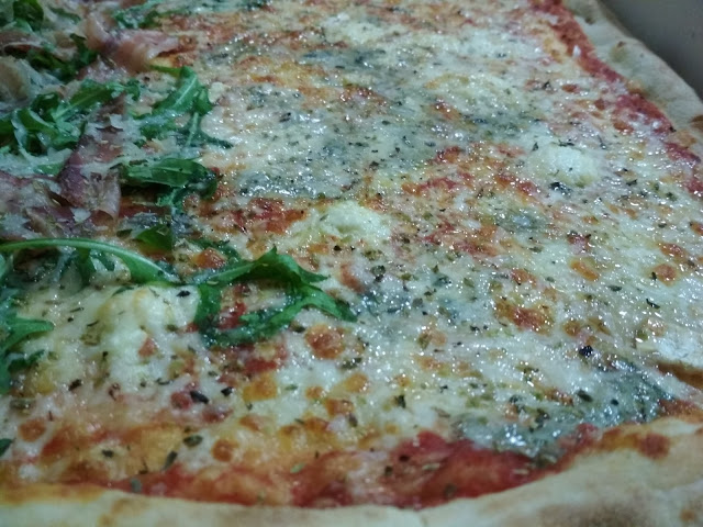 La pizza de mig metre de l'Origano