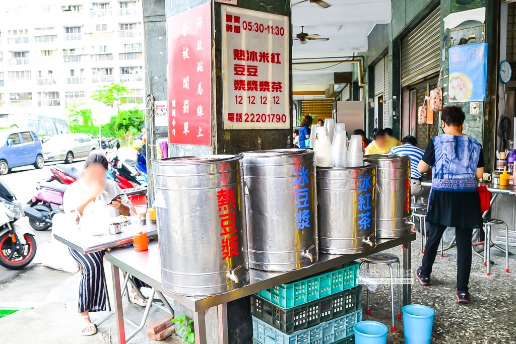 信義街無名湯包,台中必吃美食,台中火車站附近好吃,台中車站早餐