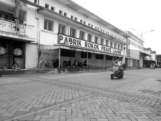 Pabrik Rokok Praoe Lajar pabrik rokok praoe lajar