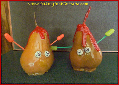 Halloween Bloody Buddies | www.BakingInATornado.com | #recipe #Halloween