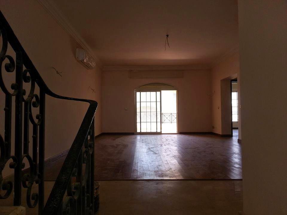 فيلا للايجار بالتجمع الخامس بموقع راقي جدا Villa for rent in Fifth